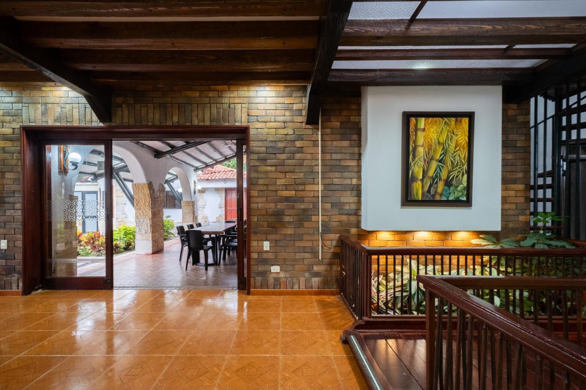 Hotel Chalet El Castillo By Majuva El Edén 外观 照片