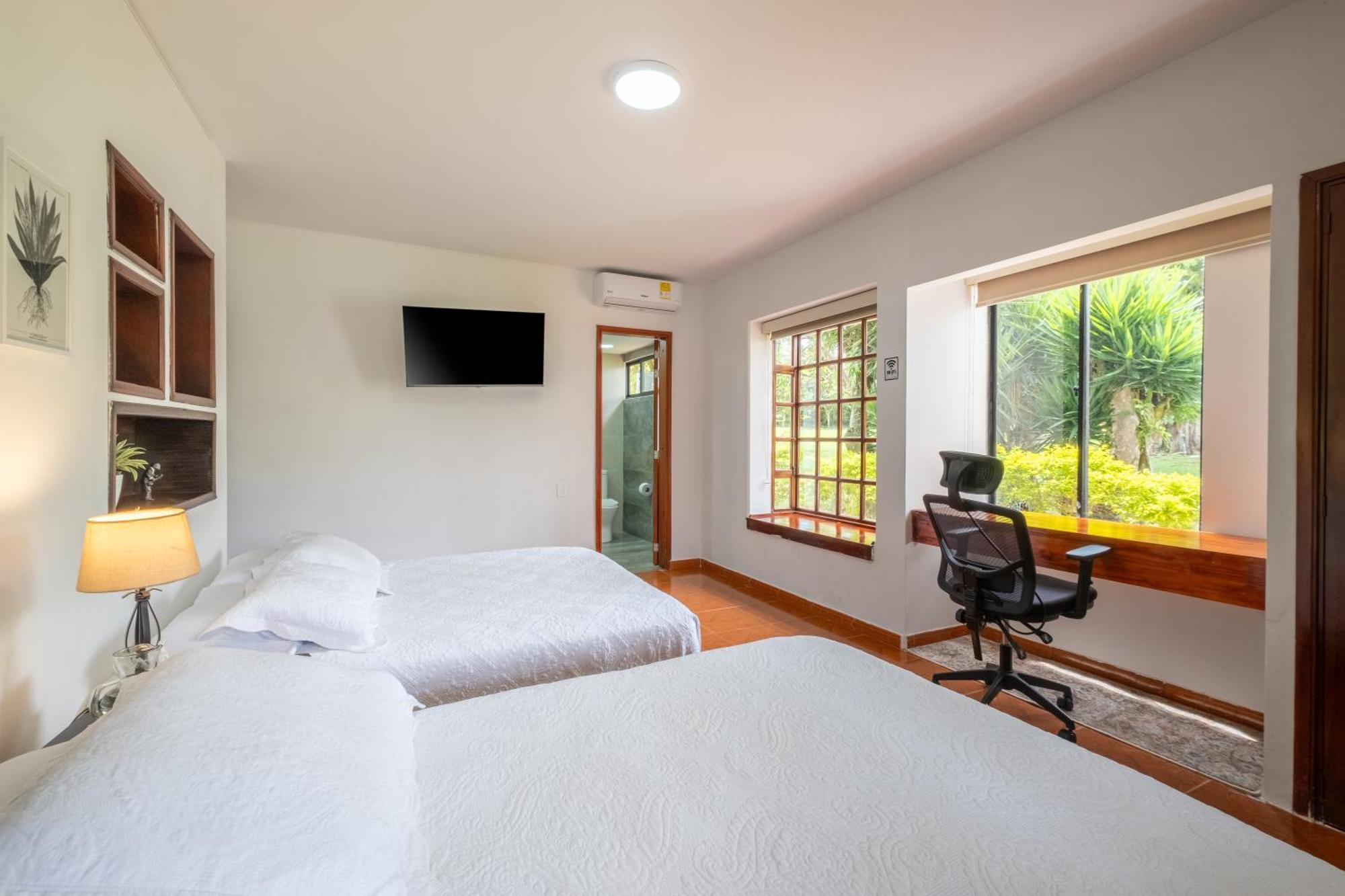 Hotel Chalet El Castillo By Majuva El Edén 外观 照片