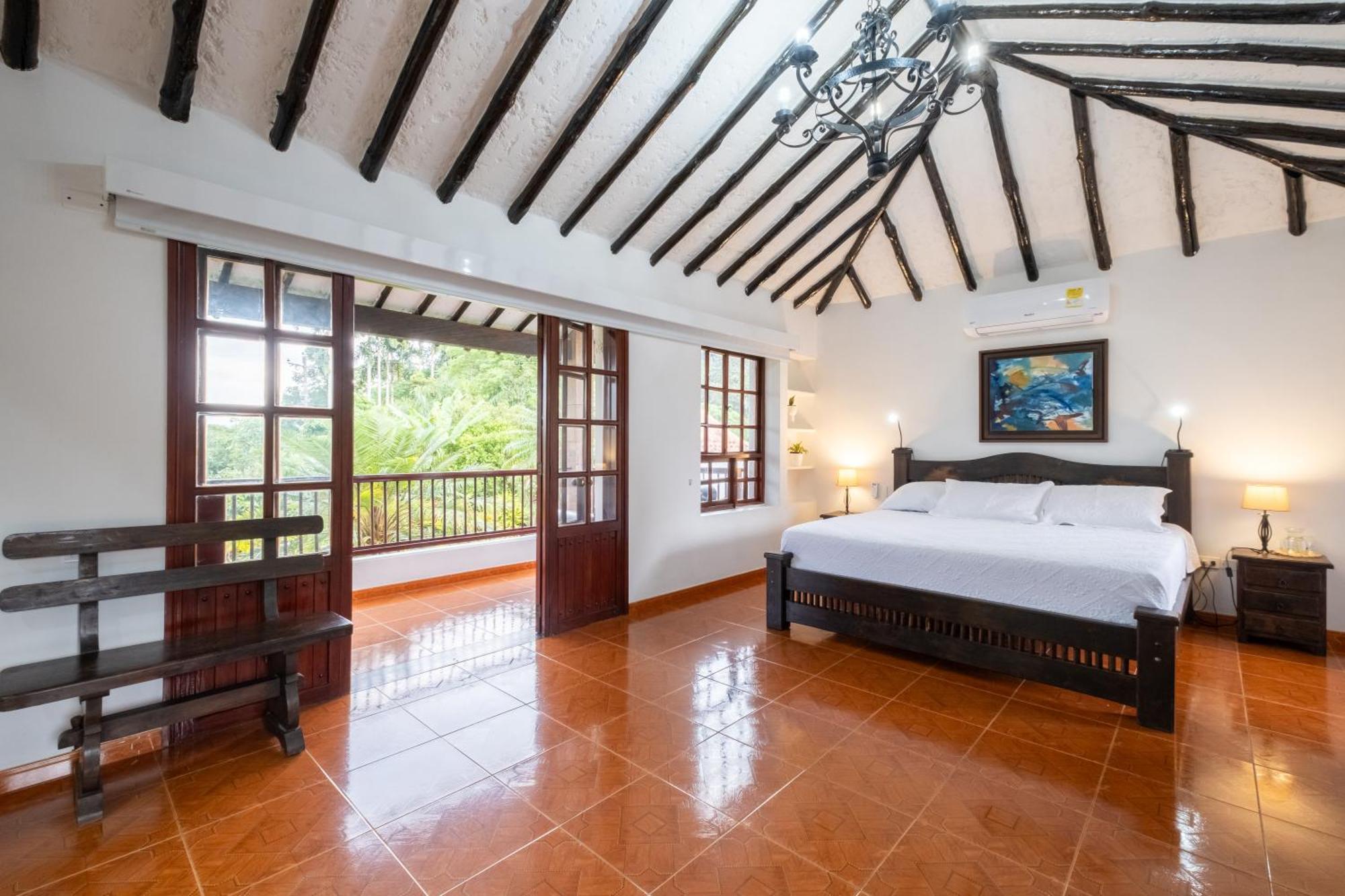 Hotel Chalet El Castillo By Majuva El Edén 外观 照片