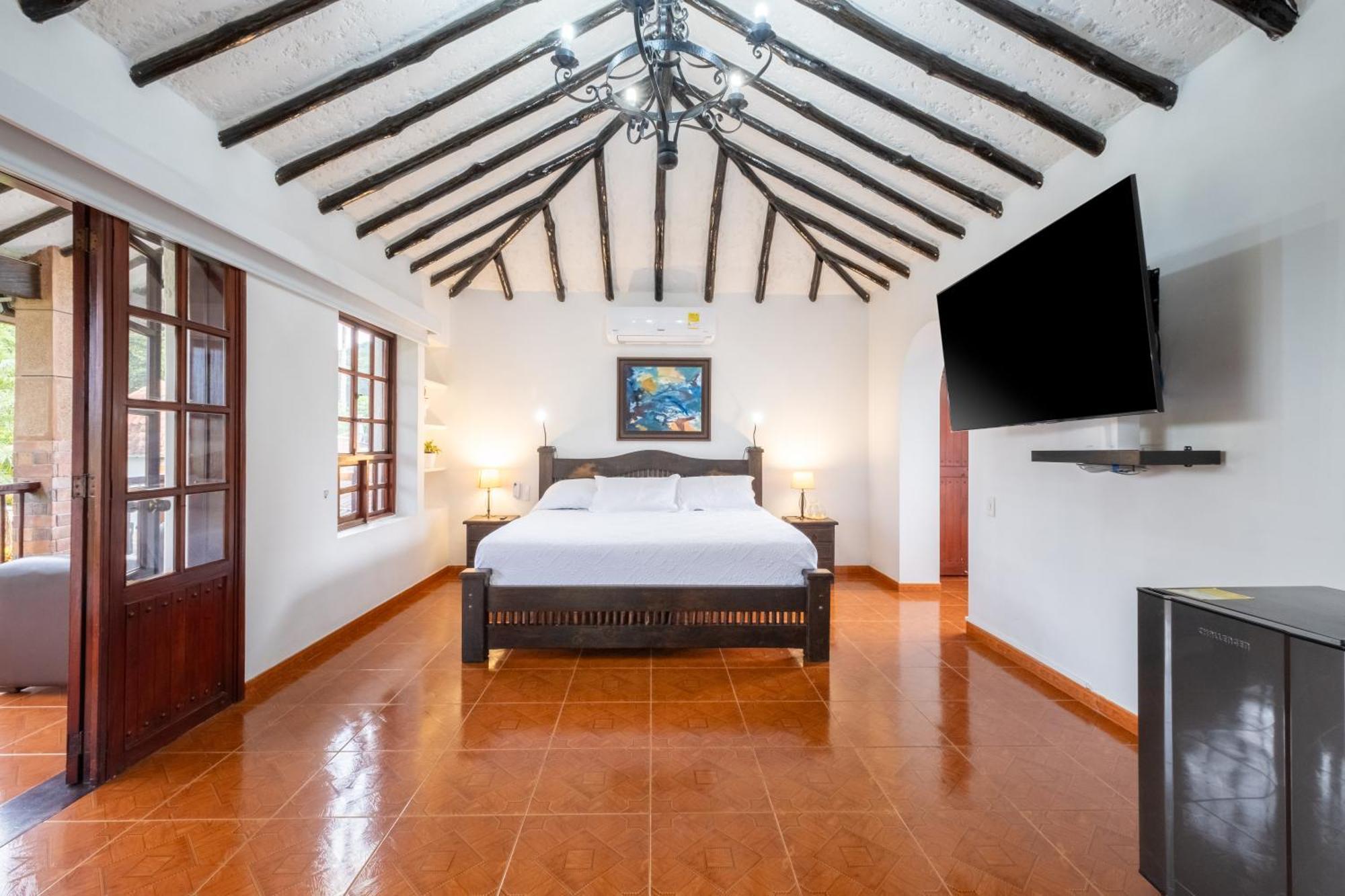 Hotel Chalet El Castillo By Majuva El Edén 外观 照片