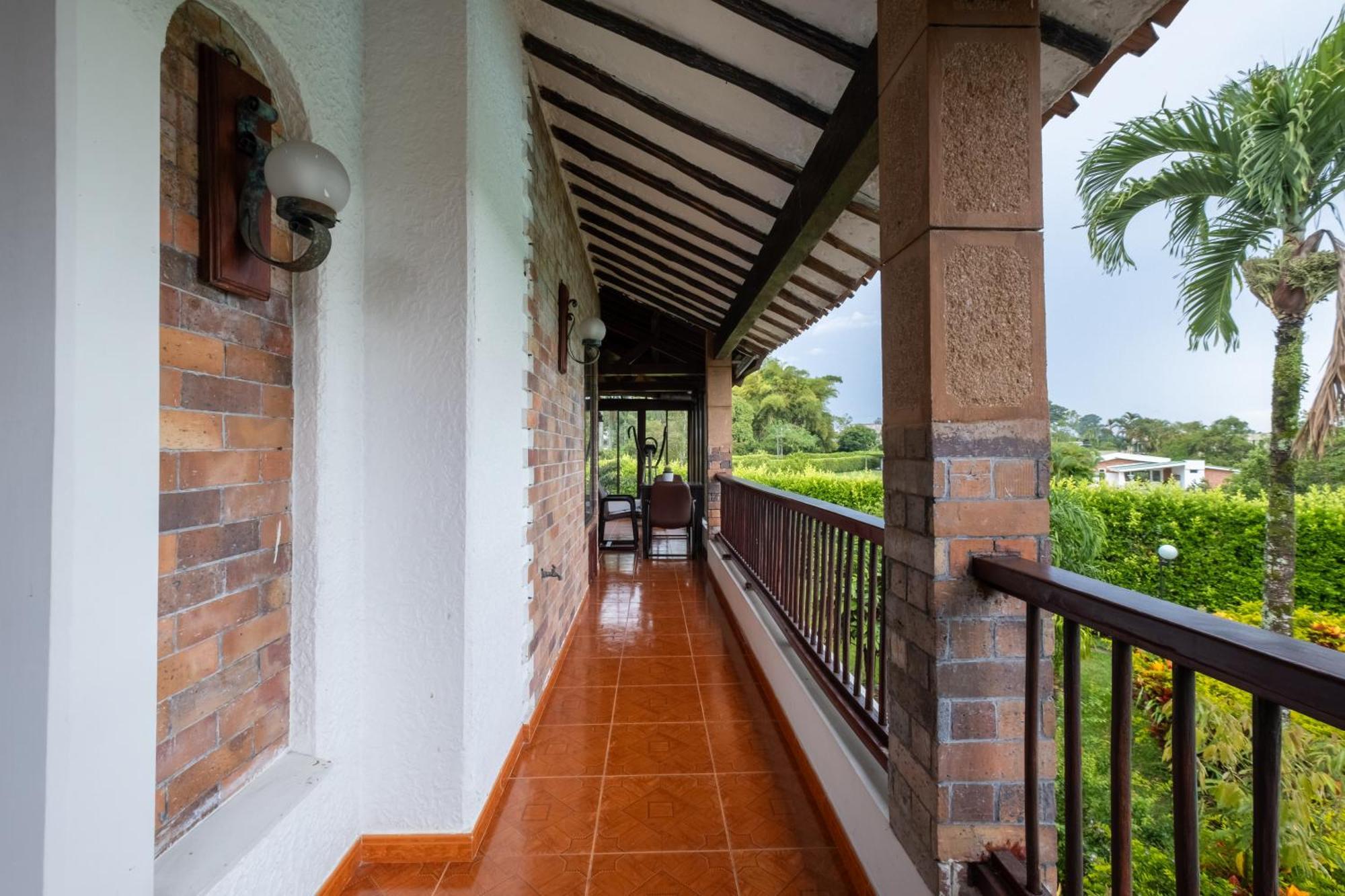 Hotel Chalet El Castillo By Majuva El Edén 外观 照片